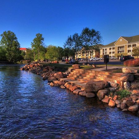 Econo Lodge Pigeon Forge Riverside Екстер'єр фото
