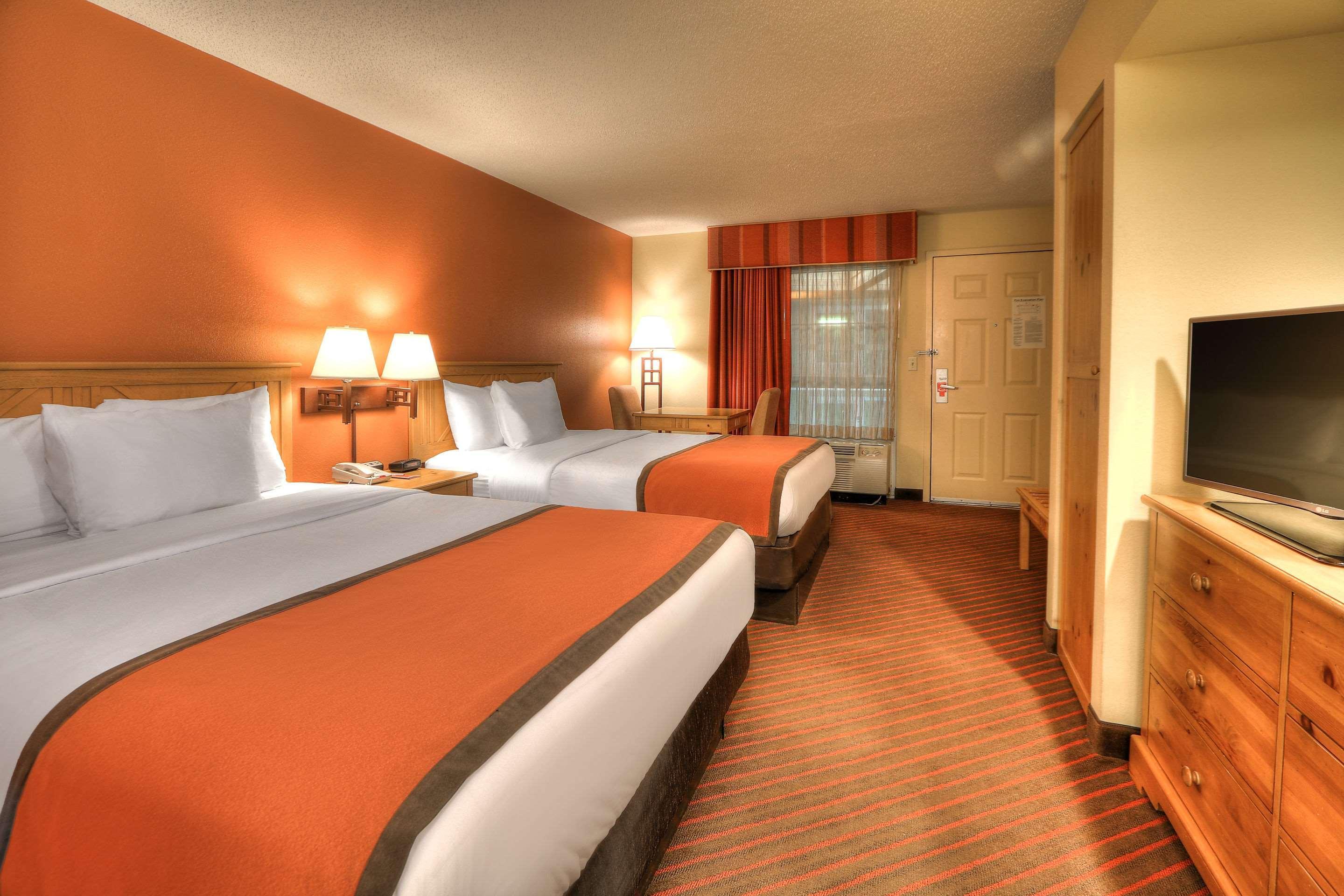 Econo Lodge Pigeon Forge Riverside Екстер'єр фото